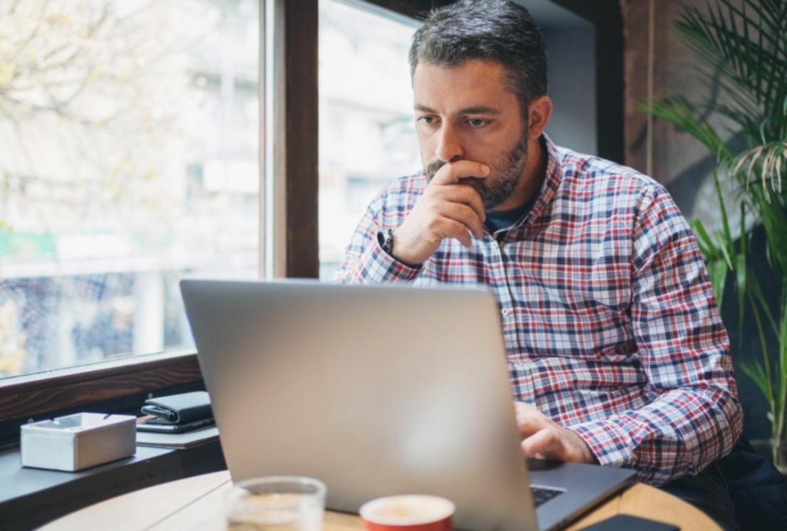 Sesión de formación en finanzas personales de sello-digital